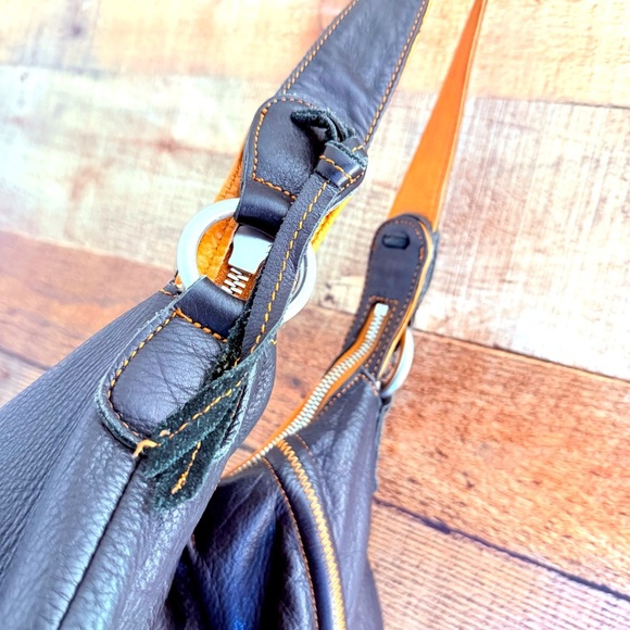 Hobo International Black and Tan Leather Hobo Crescent Shoulder Bag - Picture 6 of 12